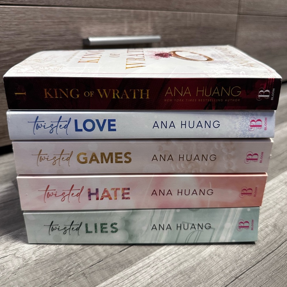 Ana Huang Twisted Series + King of Wrath
